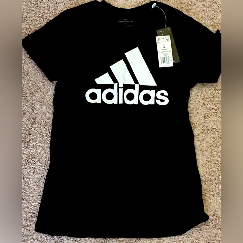 Adidas t shirt